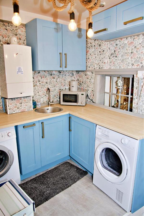 Porthyraur Castle View, Beach, Parking,ev Point Pet Friendly * Criccieth